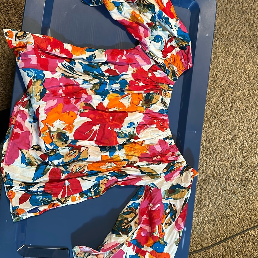 Off shoulder floral shirt